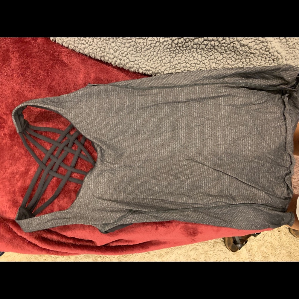 Lululemon grey tank with built in bra